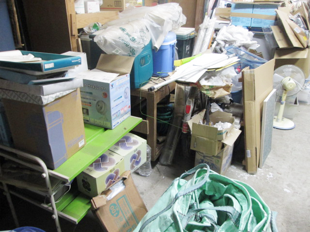 福岡市博多区でオフィスと倉庫の片付けを行いました。